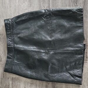 Vintage Andrew Marc Black Leather Skirt Size 2